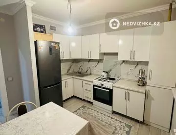 3-комнатная квартира, этаж 1 из 10, 59 м²