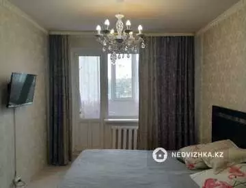 87.3 м², 4-комнатная квартира, этаж 3 из 10, 87 м², изображение - 2