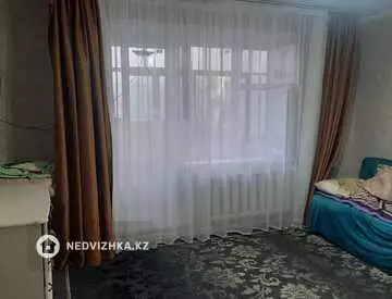 2-комнатная квартира, этаж 4 из 9, 52 м²