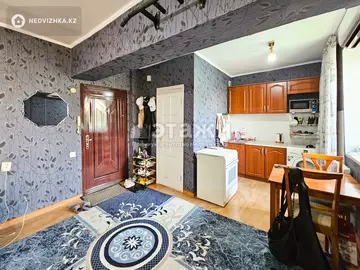 1-комнатная квартира, этаж 5 из 5, 28 м²