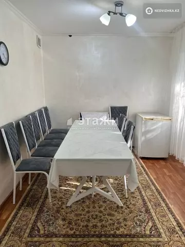 4-комнатная квартира, этаж 4 из 4, 72 м²