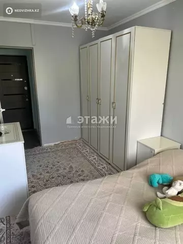 4-комнатная квартира, этаж 4 из 4, 72 м²