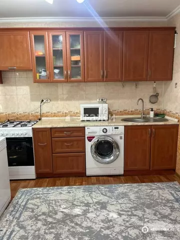 4-комнатная квартира, этаж 4 из 4, 72 м²