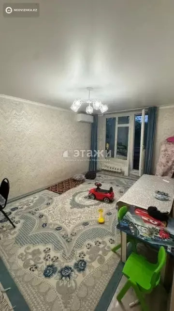 2-комнатная квартира, этаж 4 из 4, 40 м²