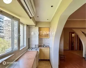 2-комнатная квартира, этаж 5 из 8, 43 м²