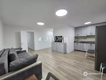 2-комнатная квартира, этаж 1 из 5, 45 м², на длительный срок