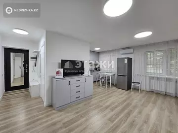 2-комнатная квартира, этаж 1 из 5, 45 м², на длительный срок