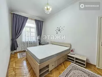 2-комнатная квартира, этаж 2 из 3, 55 м², на длительный срок
