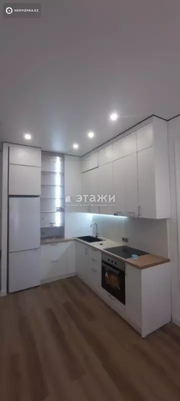 1-комнатная квартира, этаж 3 из 8, 37 м², на длительный срок