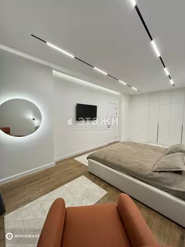 2-комнатная квартира, этаж 12 из 17, 65 м²