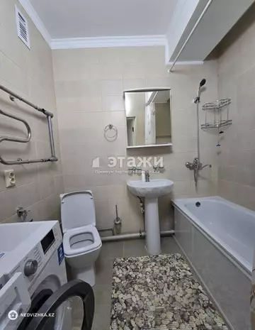2-комнатная квартира, этаж 8 из 24, 66 м²
