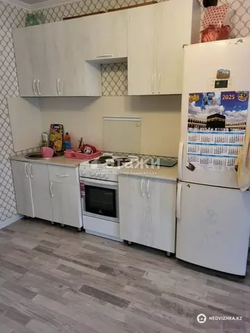 1-комнатная квартира, этаж 4 из 12, 44 м²