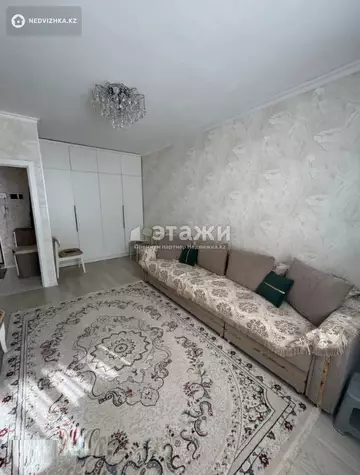 1-комнатная квартира, этаж 3 из 9, 38 м²