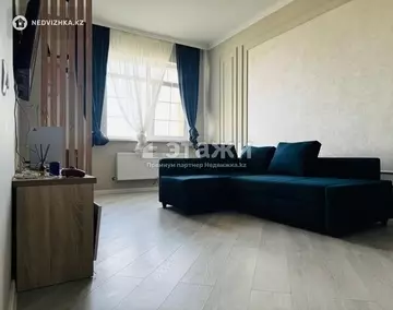 2-комнатная квартира, этаж 9 из 9, 51 м²
