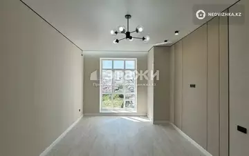 2-комнатная квартира, этаж 8 из 12, 43 м²