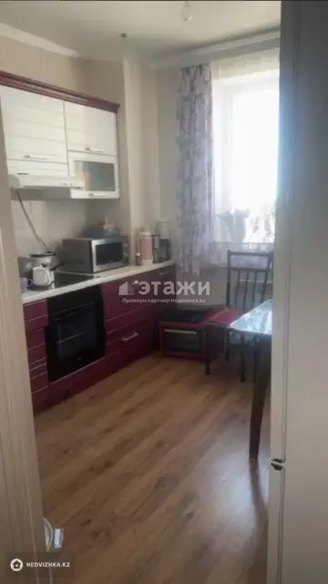 2-комнатная квартира, этаж 19 из 25, 63 м²