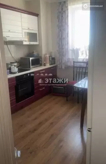 2-комнатная квартира, этаж 19 из 25, 63 м²