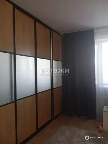 1-комнатная квартира, этаж 3 из 12, 38 м²