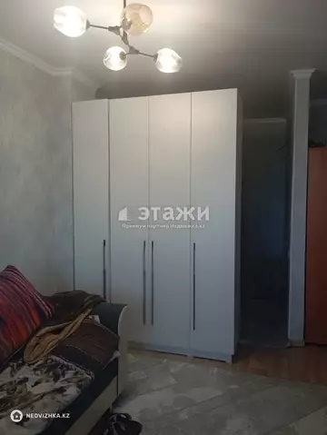 1-комнатная квартира, этаж 3 из 12, 38 м²