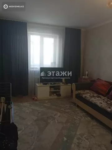 1-комнатная квартира, этаж 3 из 12, 38 м²