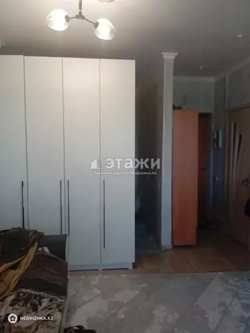1-комнатная квартира, этаж 3 из 12, 38 м²