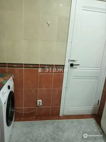 2-комнатная квартира, этаж 3 из 9, 72 м²