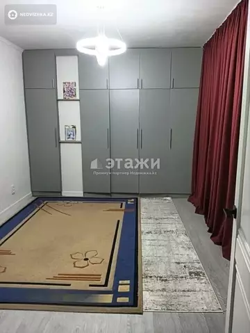 2-комнатная квартира, этаж 3 из 9, 72 м²