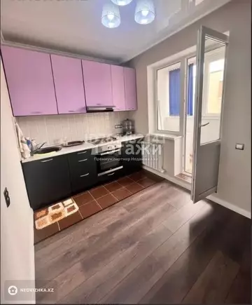 1-комнатная квартира, этаж 4 из 17, 42 м²