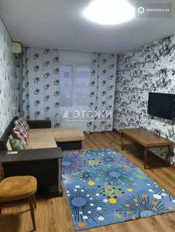 1-комнатная квартира, этаж 4 из 5, 36 м²
