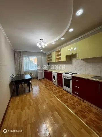 2-комнатная квартира, этаж 1 из 10, 71 м²