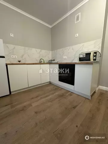1-комнатная квартира, этаж 10 из 17, 42 м²