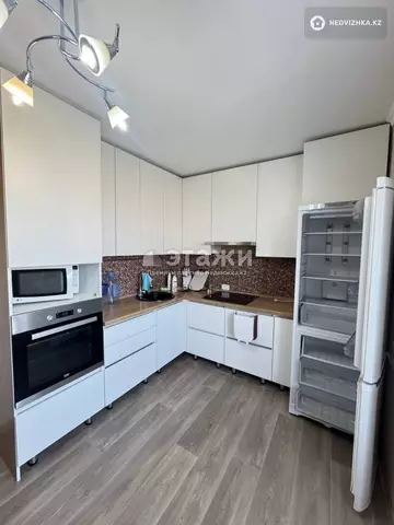 3-комнатная квартира, этаж 5 из 10, 77 м²