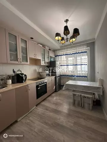 56 м², 2-комнатная квартира, этаж 8 из 10, 56 м², изображение - 8