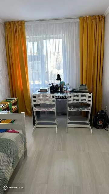 3-комнатная квартира, этаж 2 из 5, 63 м²