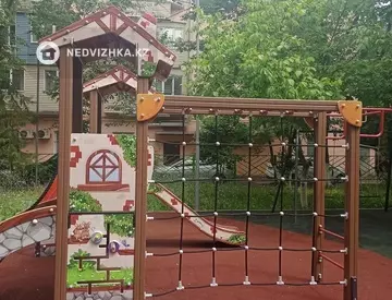 2-комнатная квартира, этаж 2 из 4, 45 м²