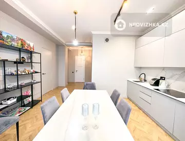 2-комнатная квартира, этаж 12 из 12, 63 м²