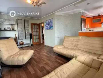 4-комнатная квартира, этаж 5 из 5, 100 м²