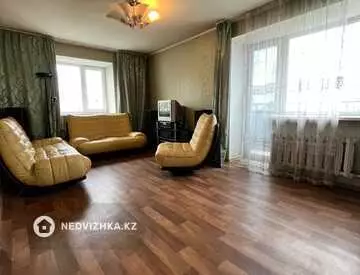4-комнатная квартира, этаж 5 из 5, 100 м²