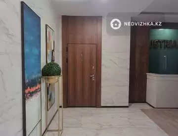2-комнатная квартира, этаж 4 из 10, 58 м², на длительный срок