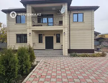 6-комнатный дом, 10 соток, 315 м²