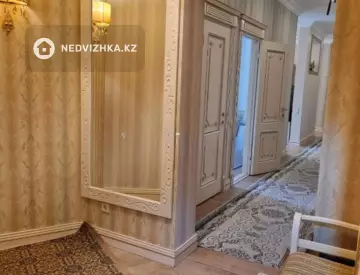 209 м², 5-комнатная квартира, этаж 17 из 18, 209 м², изображение - 0