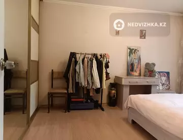 3-комнатная квартира, этаж 2 из 9, 90 м²