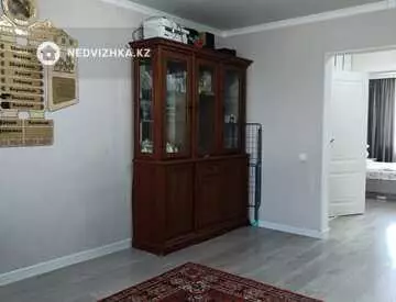 3-комнатная квартира, этаж 5 из 5, 61 м²
