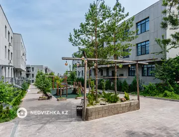 3-комнатная квартира, этаж 2 из 3, 85 м²