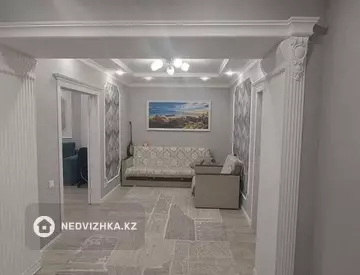 4-комнатная квартира, этаж 4 из 9, 122 м²