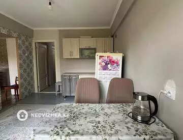 3-комнатная квартира, этаж 2 из 5, 70 м²