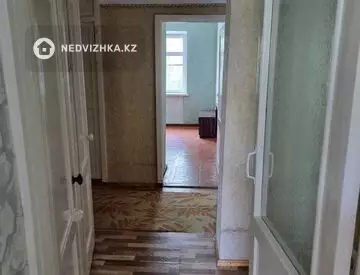 4-комнатная квартира, этаж 3 из 4, 85 м²