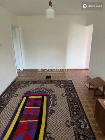 2-комнатная квартира, этаж 4 из 4, 48 м²