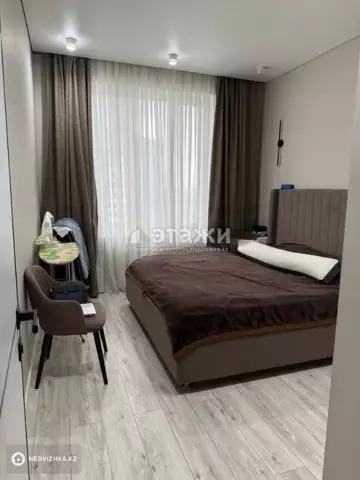4-комнатная квартира, этаж 13 из 18, 107 м²