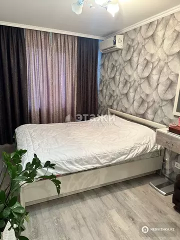 3-комнатная квартира, этаж 3 из 5, 60 м²